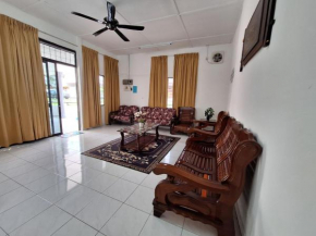 Mukhriz 2 Homestay
